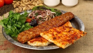 Adana Kebap Nasıl Yapılır?