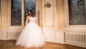 Gelinliğin Altına Ne Giyilir