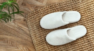 Rüyada Terlik Görmek Ne Anlama Gelir