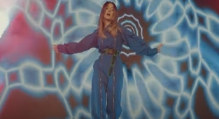Dora Bozdağ - Hala Şarkı Sözü