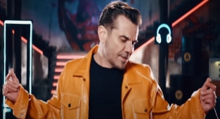 Erdem Kınay ft Kenan Doğulu - Hezarfen Şarkı Sözü