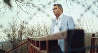 Şahap Akagün - Özlüyorum Şarkı Sözü