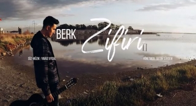 Berk - Zifiri Şarkı Sözü