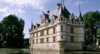 Azay-Le-Rideau Şatosu