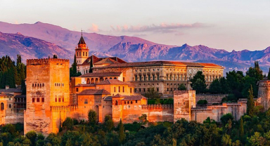 El Hamra Sarayı (Alhambra)