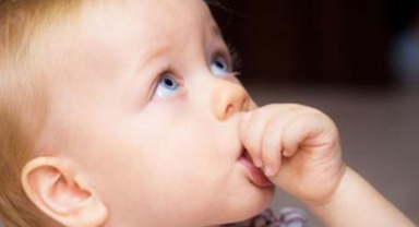 Parmak Emme Ve Emzik Kullanma