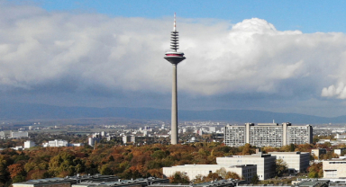 Frankfurt'un Gözü Europaturm