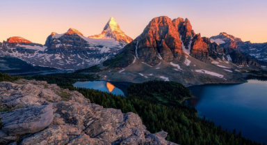 Assiniboine Dağı: Britanya Kolumbiyası'nın El Değmemiş Vahşi Doğası