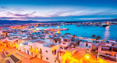 Eğlencenin Merkezi İbiza Adası