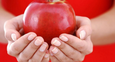 Dünya Kırmızı Elma Yeme Günü