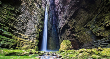 Fumacinha Şelalesi: Brezilya'nın En Yüksek Şelalelerinden Biri