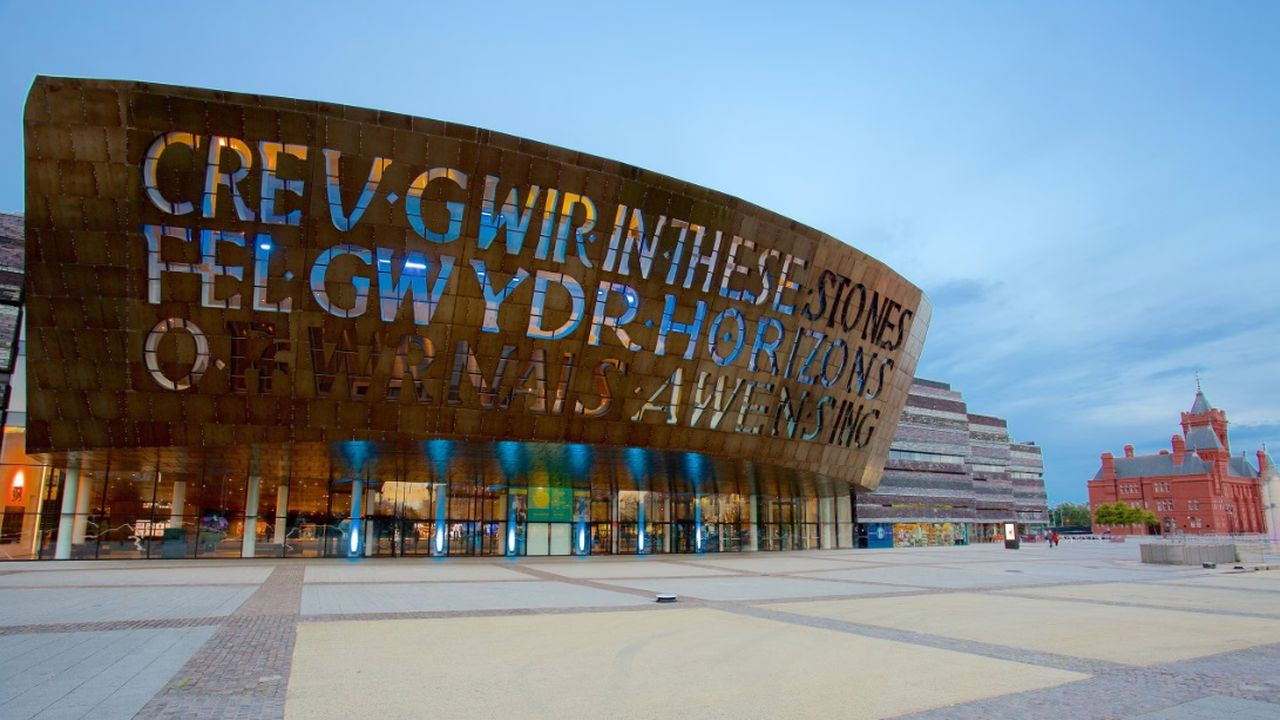 Galler Milenyum Merkezi: Cardiff'in Sanat ve Kültür Simgesi
