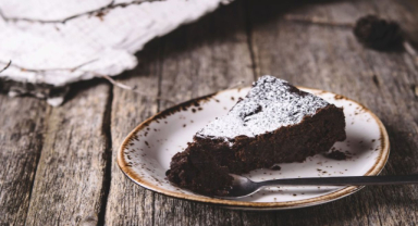 İsveç Keki Kladdkaka: Tarihçesi ve Tarifi