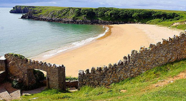 Galler'in Doğal Mucizesi: Pembrokeshire Sahil Milli Parkı