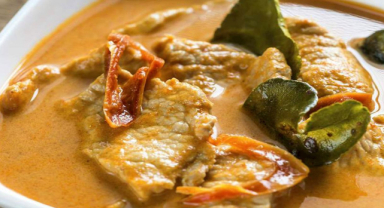 Phanaeng: Tayland'dan Ekşi ve Baharatlı Tavuk