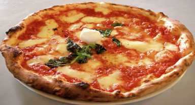 Pizza Napoletana: Dünyanın En Popüler Pizzası