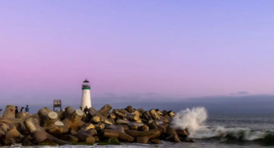 Santa Cruz, Kaliforniya'daki Walton Feneri