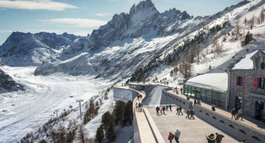 Mer de Glace Buz Denizi'nde Bir Yolculuk