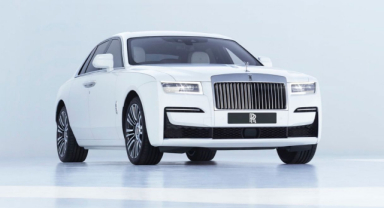 Rolls-Royce: Lüks ve Mükemmelliğe Adanmış Bir Yolculuk