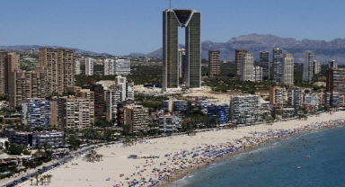 İntempo: Benidorm’un İkonik Gökdeleni