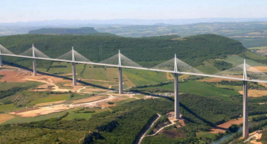 Millau Viyadüğü: Dünyanın En Yüksek Köprüsü