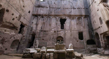 Gümüşler Manastırı: Niğde’deki Kayaya Oyulmuş Bizans Mirası