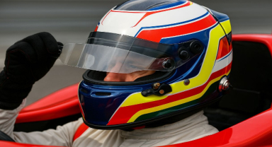 Otomobil ve Motosiklet Yarışçıları Neden Peel-Off Kullanır?